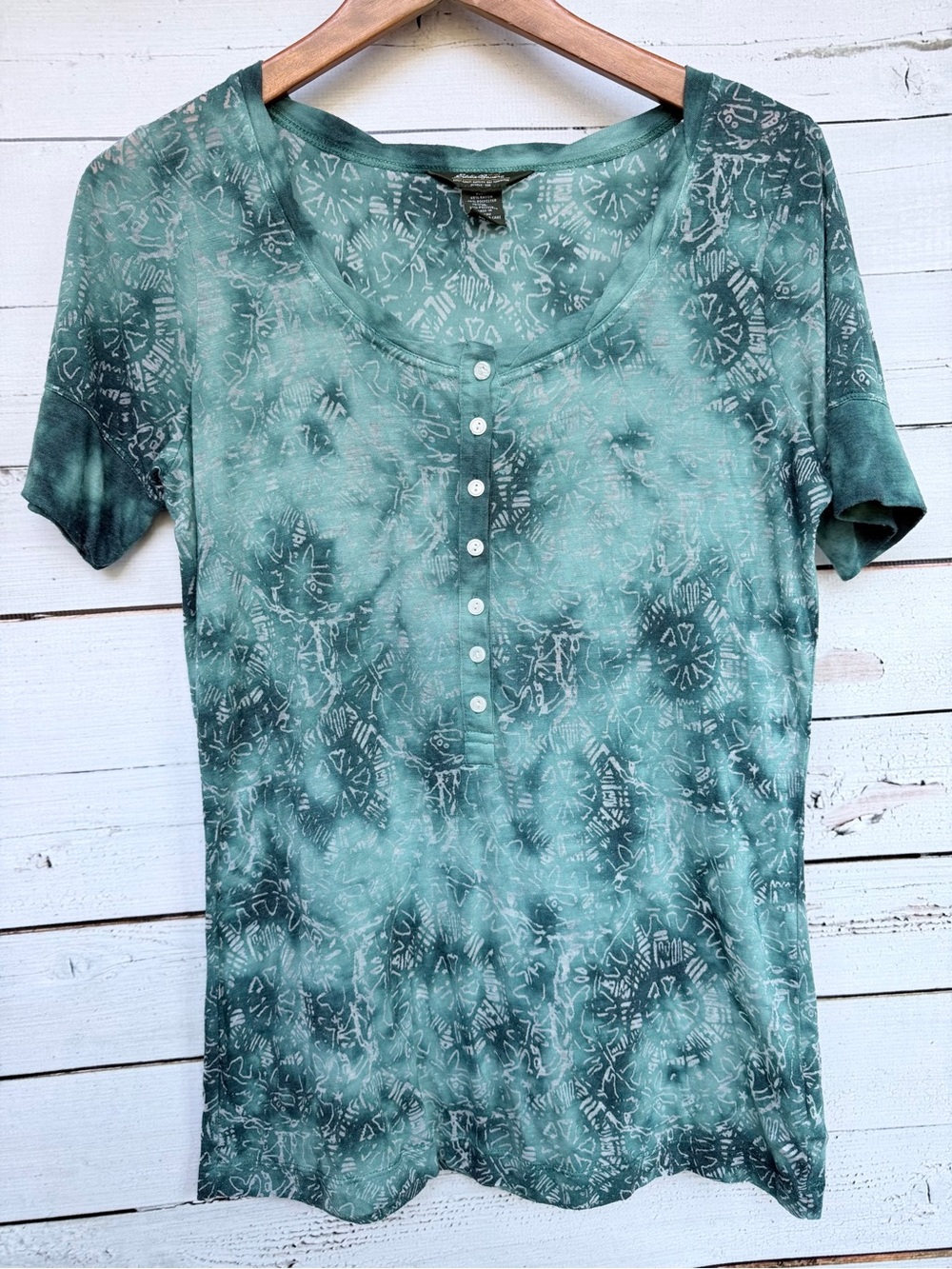 Eddie Bauer Tie Dye Medallion Henley Short Sleeve Tee - Medium